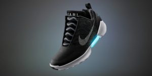 selbstbindende-schuhe-nike-hyperadapt-1-0-hero-ab-november-erhaeltlich